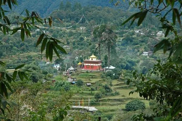 Yuksom_1628676344010