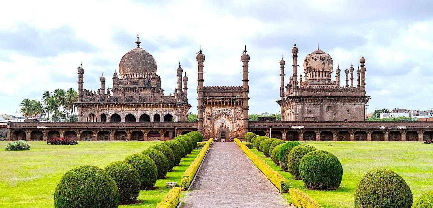 Bijapur_1987
