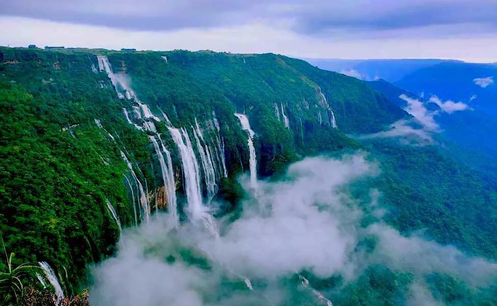 seven_sisters_water_falls_in_shillong_5806