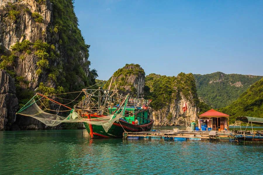 Ha_Long_Fishing_Villages_7100