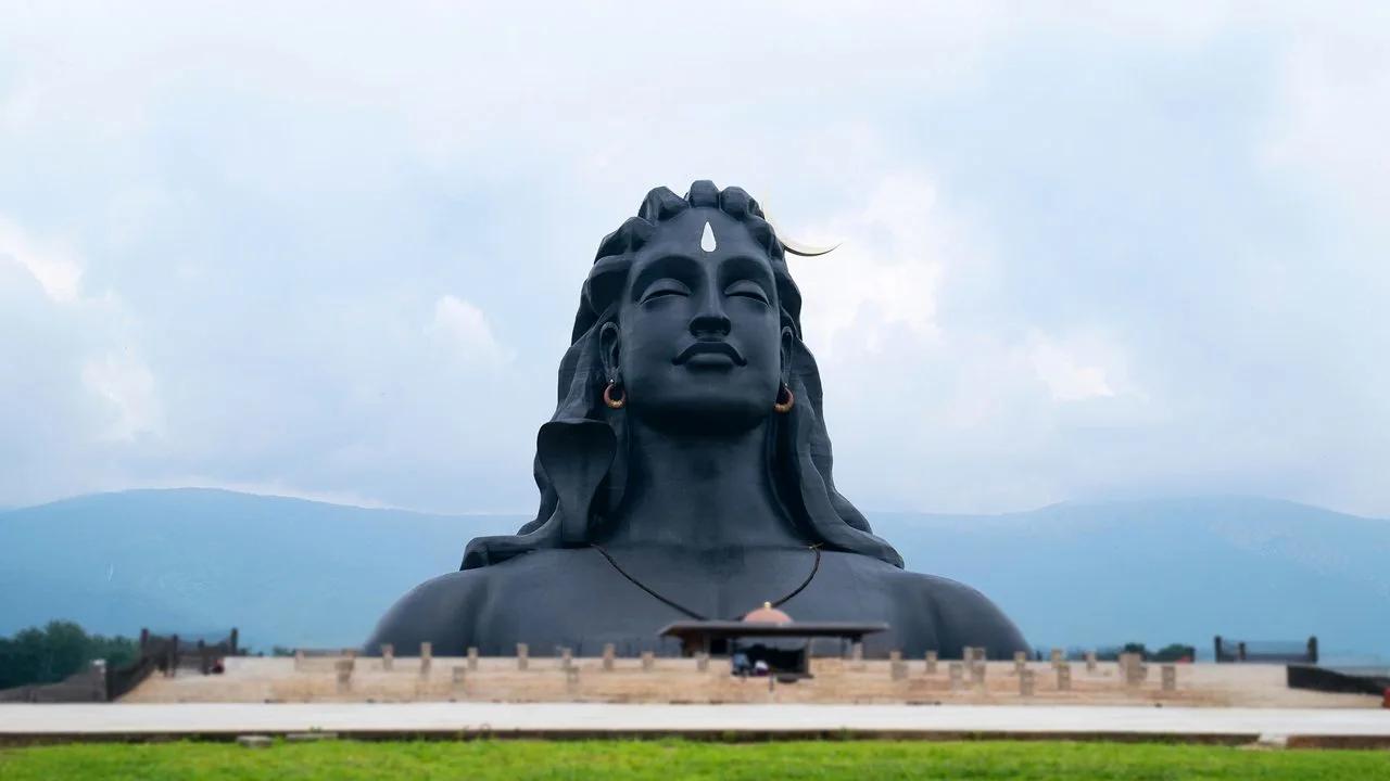 adiyogi-shiva-statue-coimbatore-tamil-nadu-city_5168