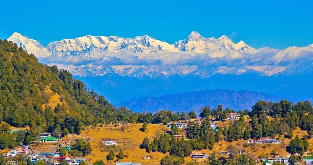 Himalayan_peaks_from_Mukteswar_5553